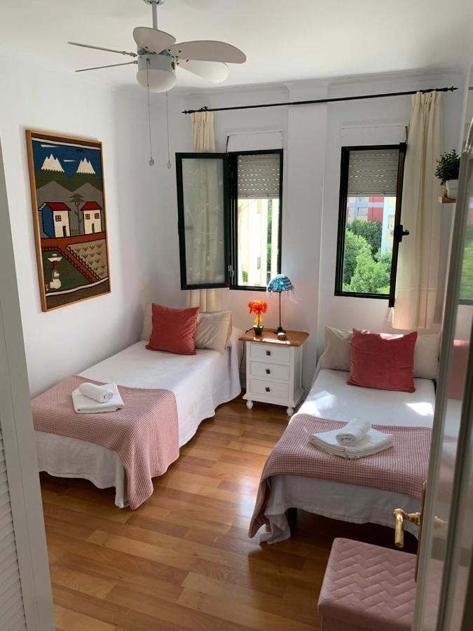 Acogedor Apartamento En Pleno Corazon De Triana Seville Exterior photo